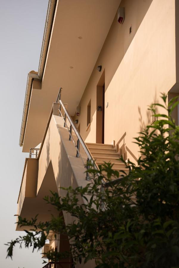 Akrotiri Sea View Suites Εξωτερικό φωτογραφία